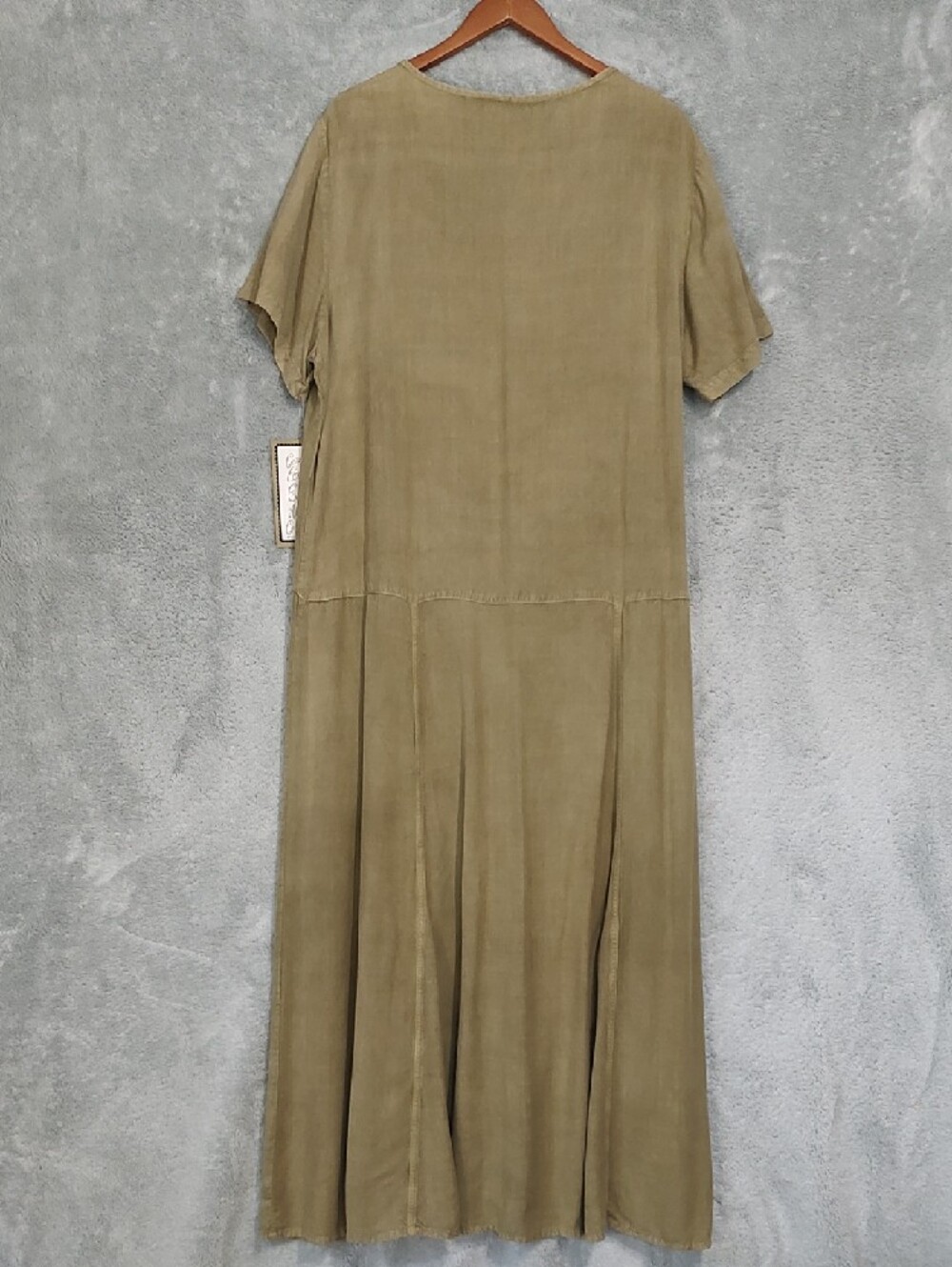 Bohemian Olive Embroidered Maxi Dress - Picture 7 of 10